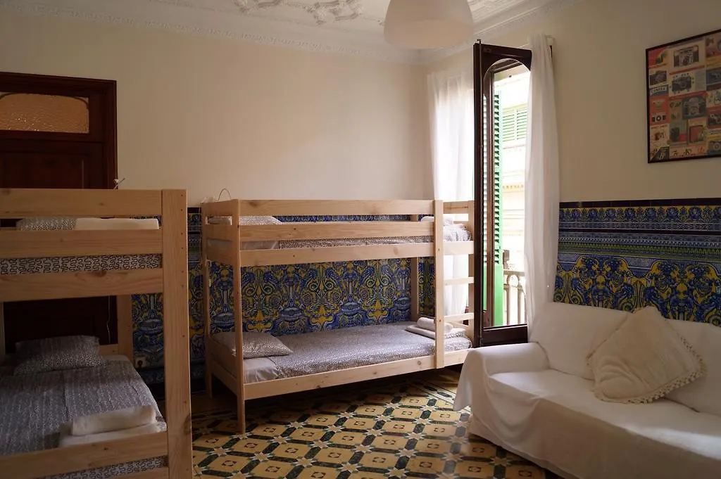 Hostel Pura Vida - Albergue Juvenil Пальма-де-Майорка