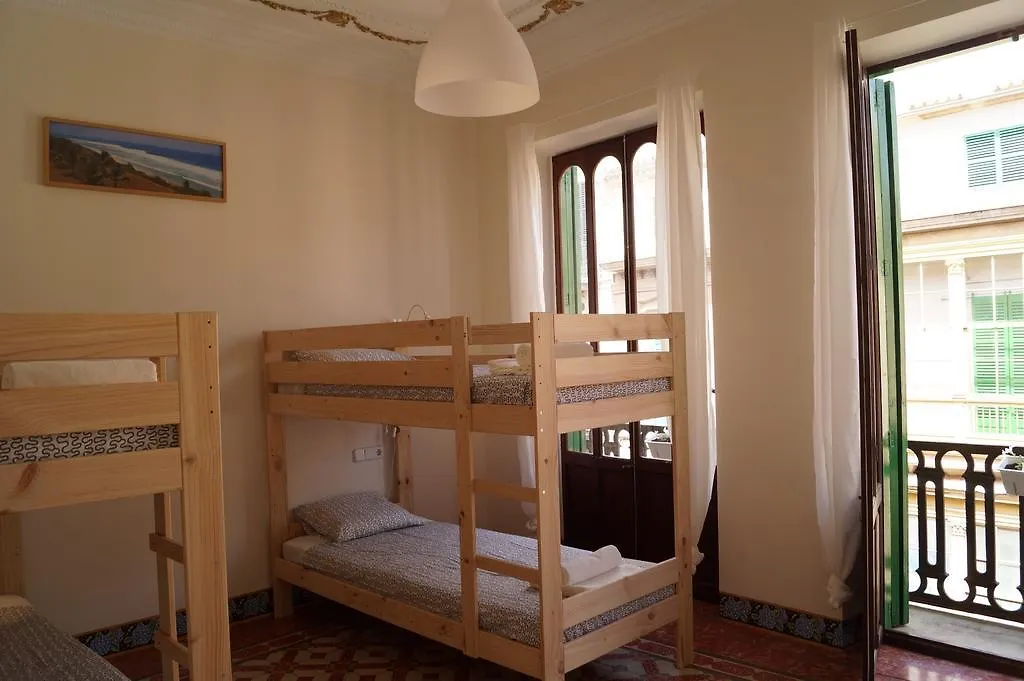 Hostel Pura Vida - Albergue Juvenil Palma de Mallorca Hiszpania